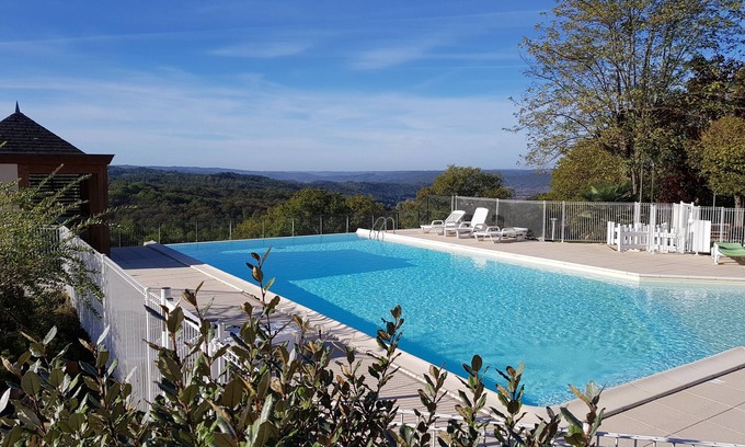 Montignac Cottage | Cottage 4/6 people in a holiday village *** in Montignac Lascaux.