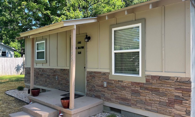 Bryson City Cottage | Cottage by the Creek