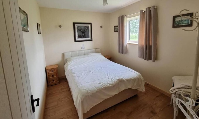 Highbridge Cottage | Cottage in a peaceful setting