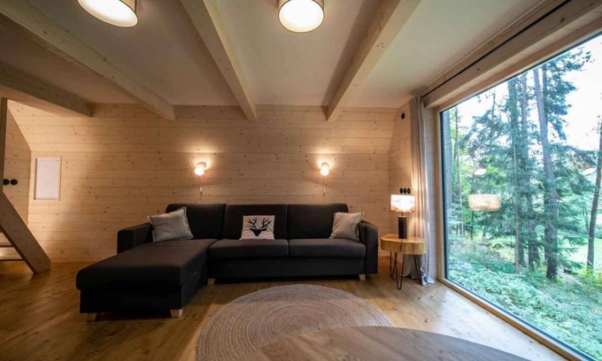 Horni Paseka Cottage | Cottage in a quiet area near forests