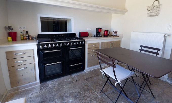 Mazan Cottage | Cottage Le Ventoux in the heart of the vineyard