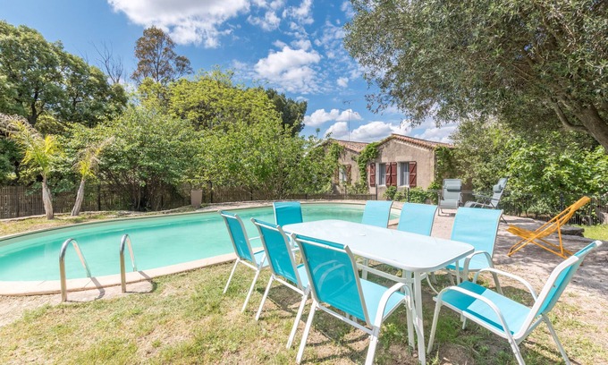 Le Pouget Cottage | Cottage 'Maison Location' with Private Pool, Wi-Fi and Air Conditioning