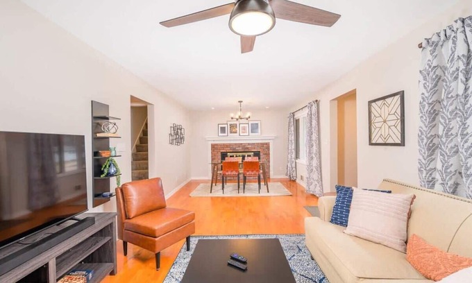 Appleton House | 𝐂𝐨𝐭𝐭𝐚𝐠𝐞 𝐨𝐧 𝐊𝐞𝐫𝐧𝐚𝐧 - Sleeps 5
