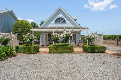 Aldinga House | Cottage On Vines - Aldinga - C21 SouthCoast Holidays