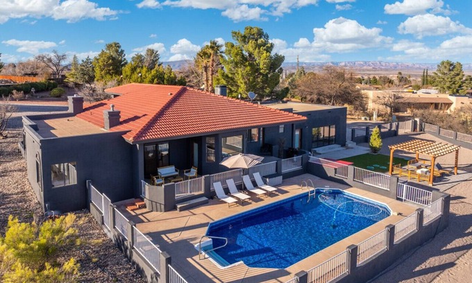 Cottonwood House | Cottonwood Paradise: Luxe Home w/Pool-Expansive Epic Views!