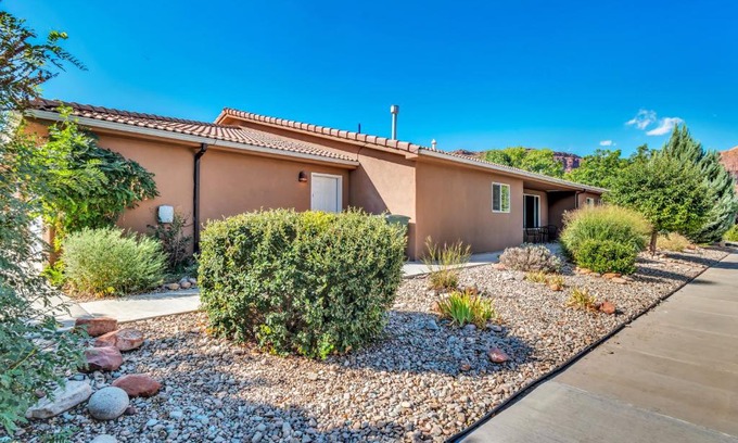 Moab House | Cottonwoods 57