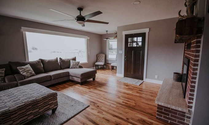 Salmon Other | Country Farmhouse Sleeps 12 with hot tub.