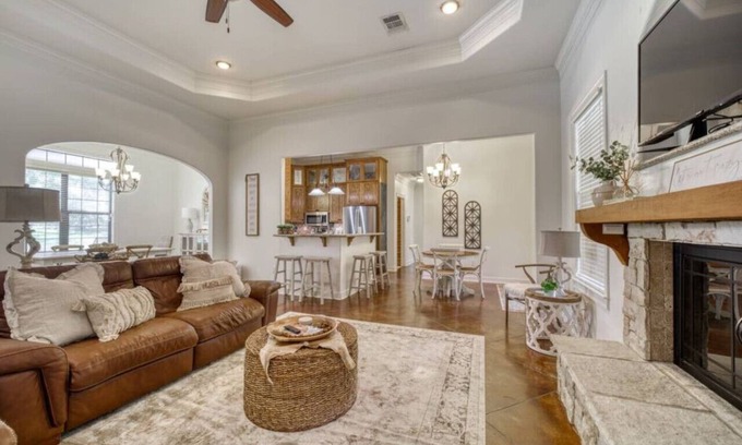 Brenham House | Country hideaway, your escape from the city!