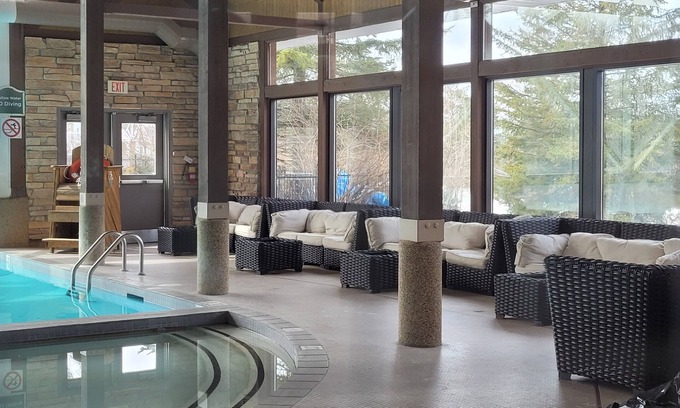 Oro-Medonte Apartment | Country Horseshoe Valley
