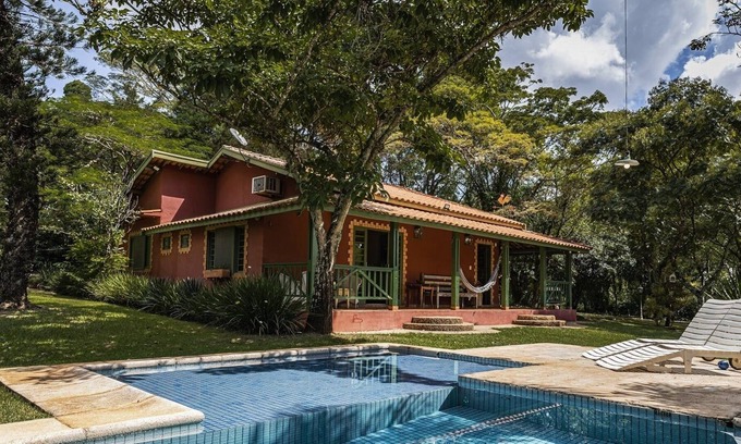 Limeira Cottage | Country house in gated community