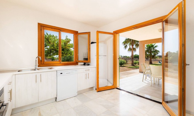 Porto Cristo Villa | Country House 'Sa Carrotja Porto Cristo' with Private Pool, Private Terrace and Wi-Fi