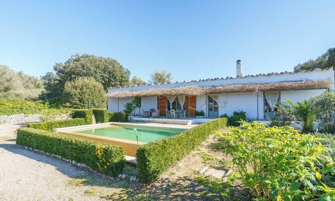 Montuiri Villa | Country House 'Sa Palmera' with Private Pool, Wi-Fi and Air Conditioning