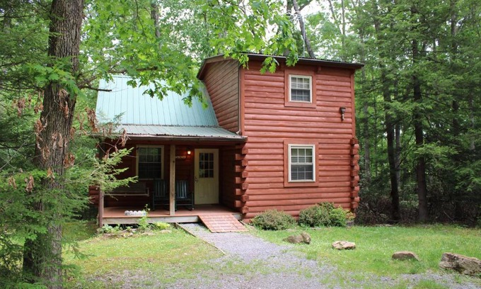 Hico Cabin | Country Road Cabins