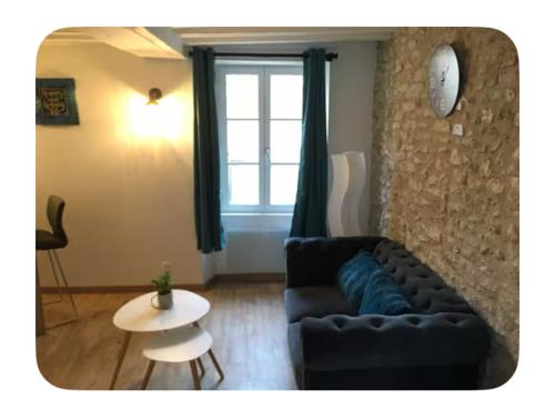 Montargis Apartment | coup de cœur vue canal