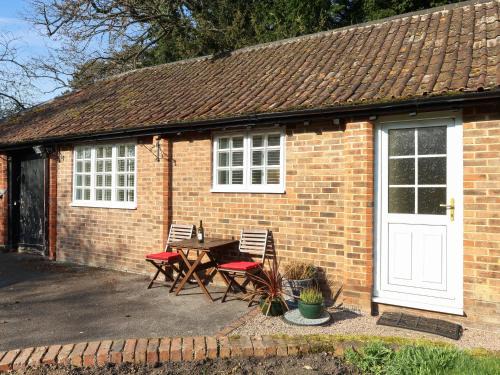Upton St. Leonards House | Court Cottage - Uk49274