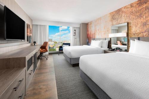Waller Creek District Hotel | Courtyard Austin Downtown/Convention Center