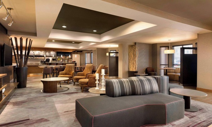 Normal Hotel | Courtyard Bloomington Normal