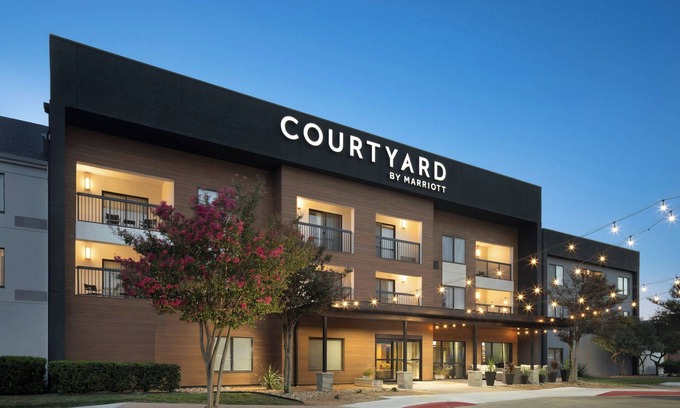 Round Rock Hotel | Courtyard by Marriott Austin Round Rock
