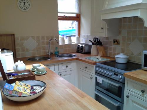 Kendal House | courtyard cottage