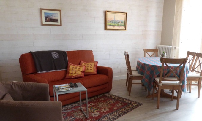 Agon-Coutainville House | Coutainville center: renovated house, close to shops, beach, tennis and golf