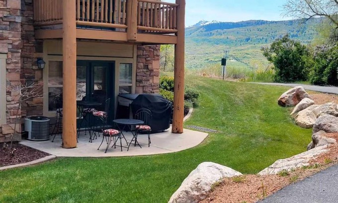 Eden House | Cowboy Ski Condo Near Powder Mountain Eden Utah All Season Retreat Golf and Ski Resort