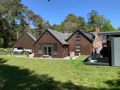 Coylumbridge House | Coylumbridge Cottage