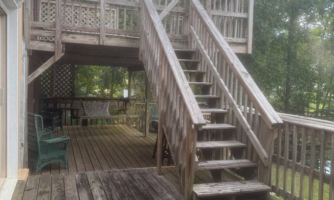 Leesville Apartment | Cozy 1-bedroom apartment in nice Leesville with AC Lake access/view