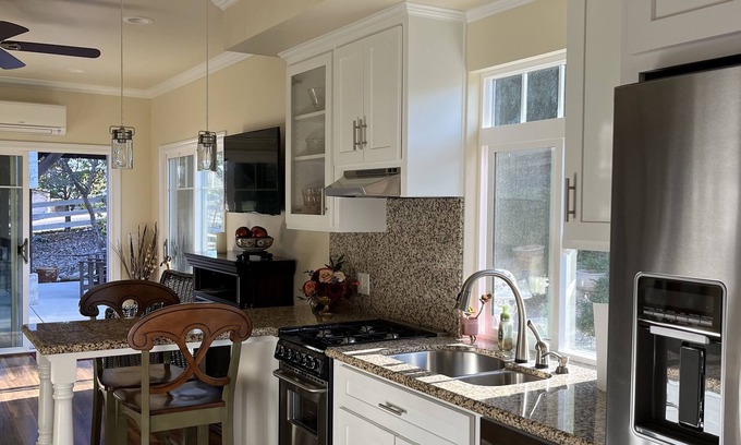 Templeton Apartment | Cozy 1-bedroom apartment in charming Templeton with WiFi, AC