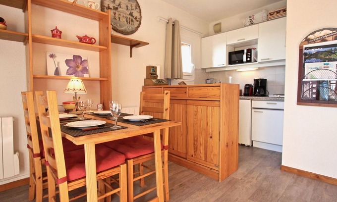 Chamrousse Apartment | Cozy 1BR Apartment at the Foot of the Slopes, Near Shops, Rated 3*