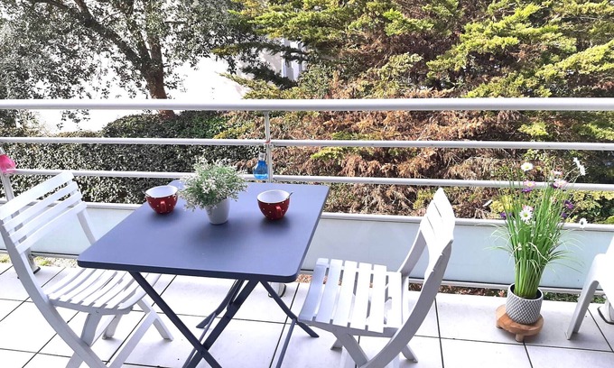 Capbreton Apartment | Cozy 1BR Apartment Near Center with Parking, Balcony, and Full Kitchen in Capbreton