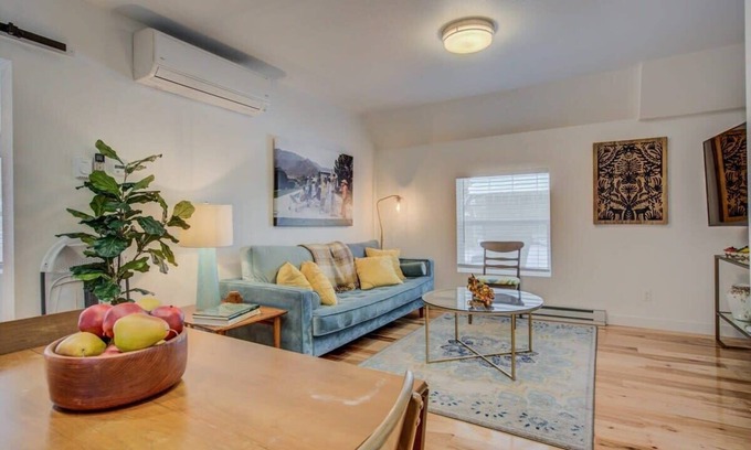 Downtown Colorado Springs Apartment | Cozy 1BR Dine, Play, & Sip in Urban Mtn Paradise!