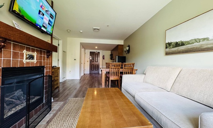 Vernon Condo | Cozy 1BR @ The Appalachian | Ski-In/Out, Fireplace, Pool, Mountain Views #246
