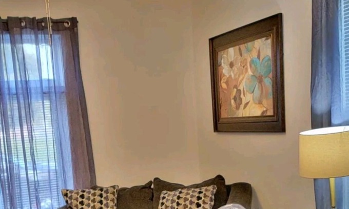 Sheboygan House | Cozy 2 bd home, minutes from lake Michigan
