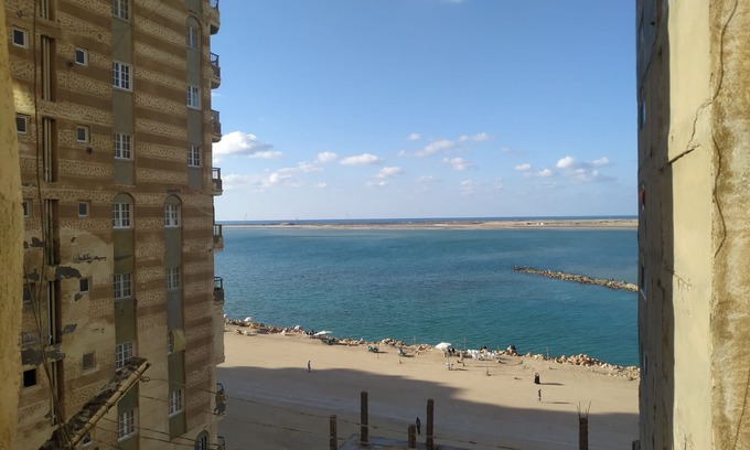 Al-Muntazah Apartment | Cozy 2-bedroom apartment in enjoyable Alexandria with WiFi al 3afaf