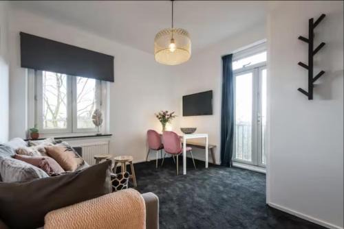 Amsterdam West Apartment | Cozy 2-bedroom apartment