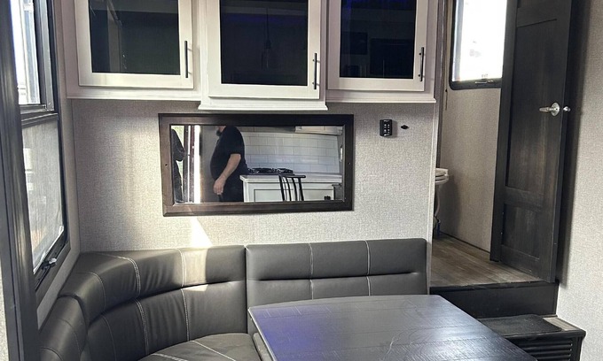 Ruidoso Downs House | Cozy 2-Bedroom Fifth Wheel Retreat with Outdoor Patio