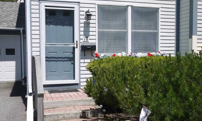 Bar Harbor House | Cozy 3-bedroom town home located in the heart of downtown Bar Harbor!
