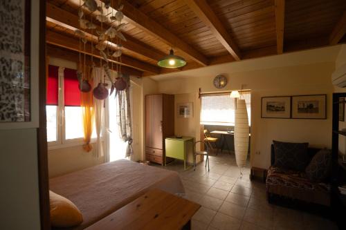 Thrakomakedones Apartment | Cozy 35sm Studio with Free Parking