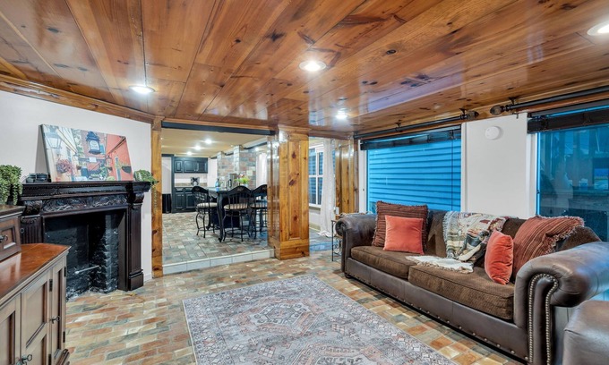 New Orleans Apartment | Cozy 3BR Near Bayou St. John – Mid-City NOLA Charm