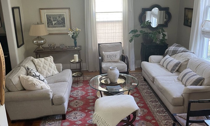 Skaneateles House | Cozy and charming 3 bedroom home just a short walk to Skaneateles Village & Lake