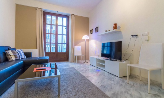 Ciutat Vella Apartment | Cozy and comfortable apartment close to Town Hall Sq
