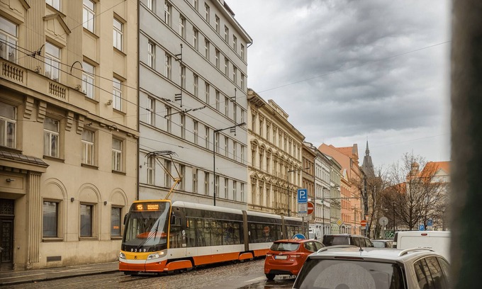 Petrska ctvrt Apartment | Cozy and cute apt walking anywhere you want, SEN