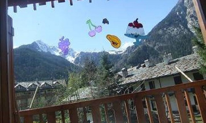 Courmayeur Apartment | Cozy and panoramic