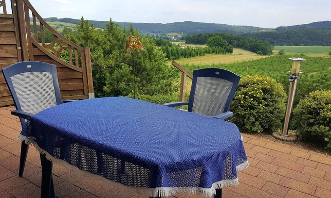 Duedinghausen Apartment | Cozy apartment in Medebach-Düdinghausen