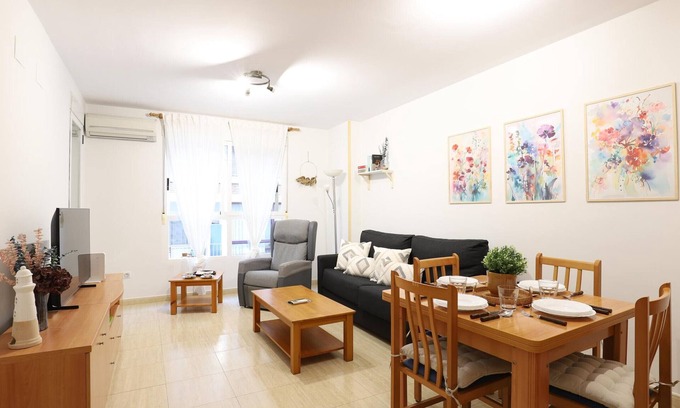 Sagunto Apartment | Cozy apartment 60m from the beach with balcony - Puerto de Sagunto