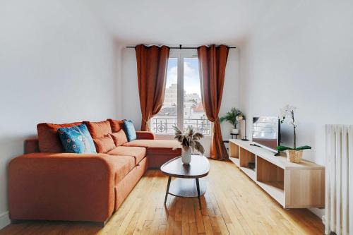 Suresnes Apartment | Cozy Apartment 2Bdr-4P - in the Heart of Suresnes
