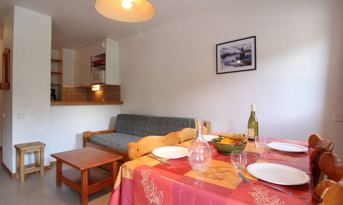 Termignon Apartment | Cozy apartment for 4, Termignon, ski-in/ski-out, Wifi
