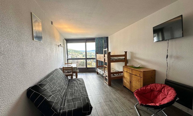 Villard-de-Lans Apartment | Cozy apartment at the foot of the slopes with balcony - Pets allowed