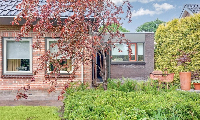 Surhuisterveen Apartment | Cozy apartment in Surhuisterveen