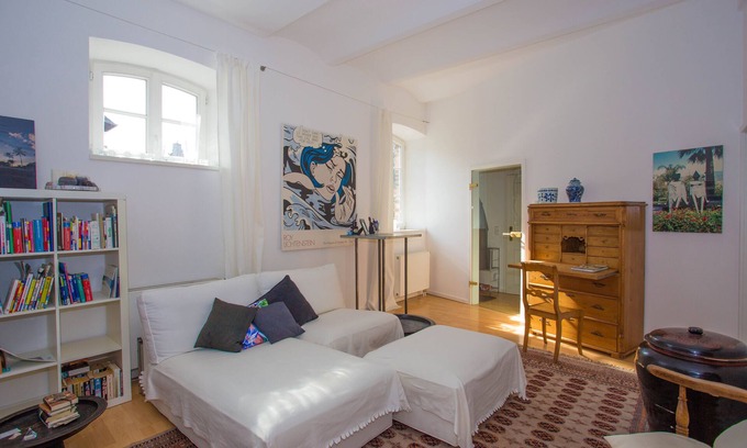 Rhein-Erft-Kreis District Other | Cozy apartment in 16th century castle 20 minutes from Cologne